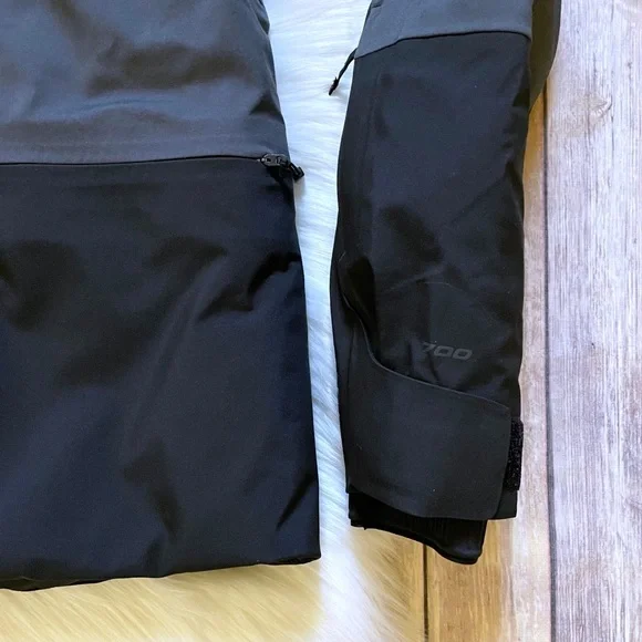 The North Face Women’s DMTR FUTURELIGHT Down Ski Jacket In TNF Black - Picture 3 of 13